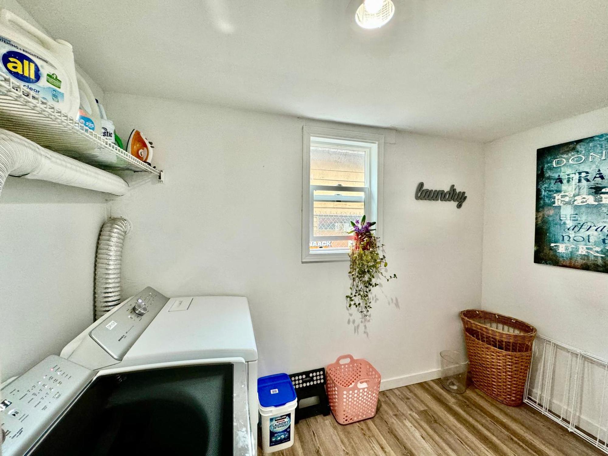Private Tiny Room On The 1St Floor With Shared Bathroom Near Airport And Downtown Seattte Seattle Exterior photo