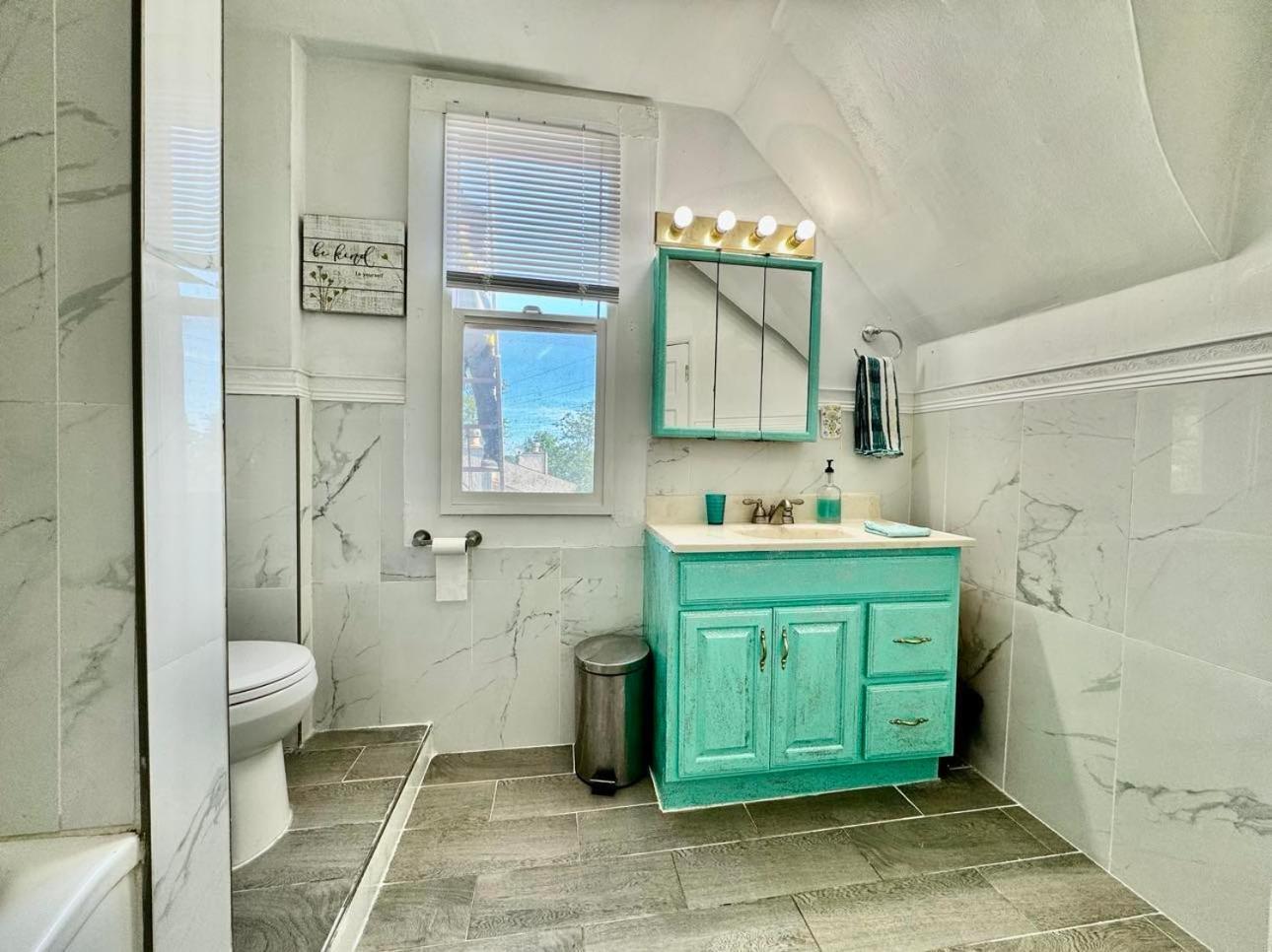 Private Tiny Room On The 1St Floor With Shared Bathroom Near Airport And Downtown Seattte Seattle Exterior photo