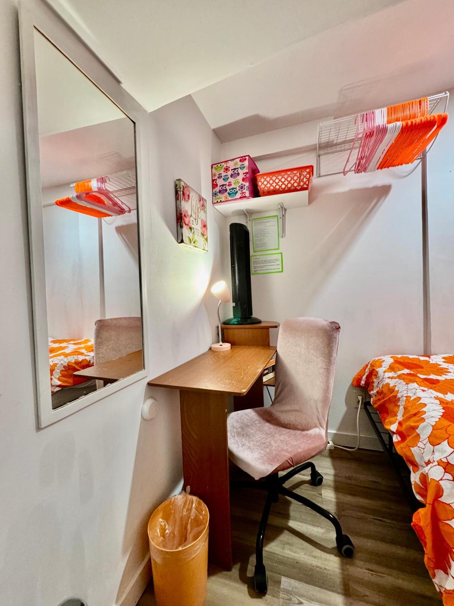 Private Tiny Room On The 1St Floor With Shared Bathroom Near Airport And Downtown Seattte Seattle Exterior photo